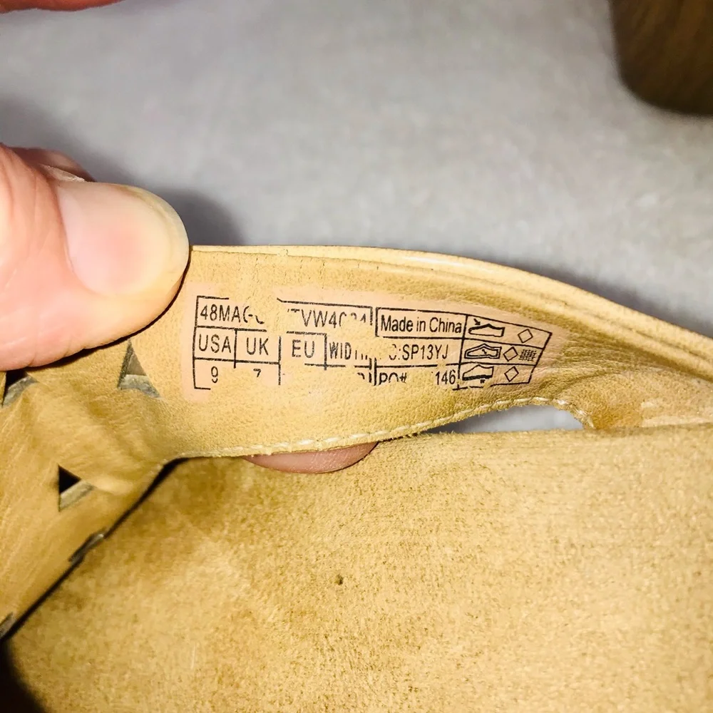 Vionic Sandals* - Picture 9 of 9